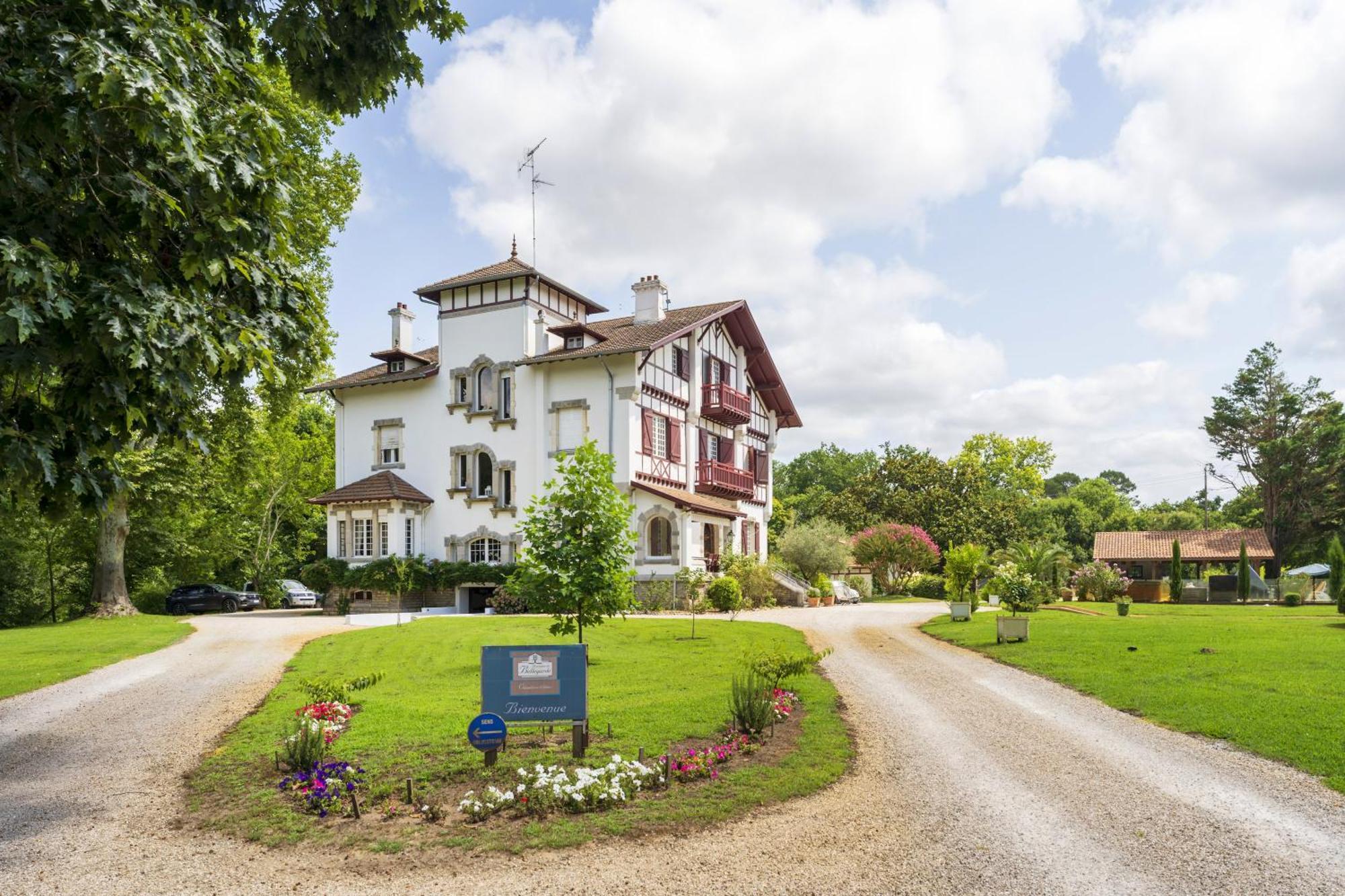 Domaine De Bellegarde Villa ซุสตง ภายนอก รูปภาพ